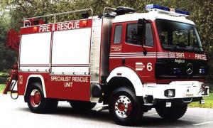 Mercedes-Benz 1824 A Angloco Special Rescue Vehicle '1997